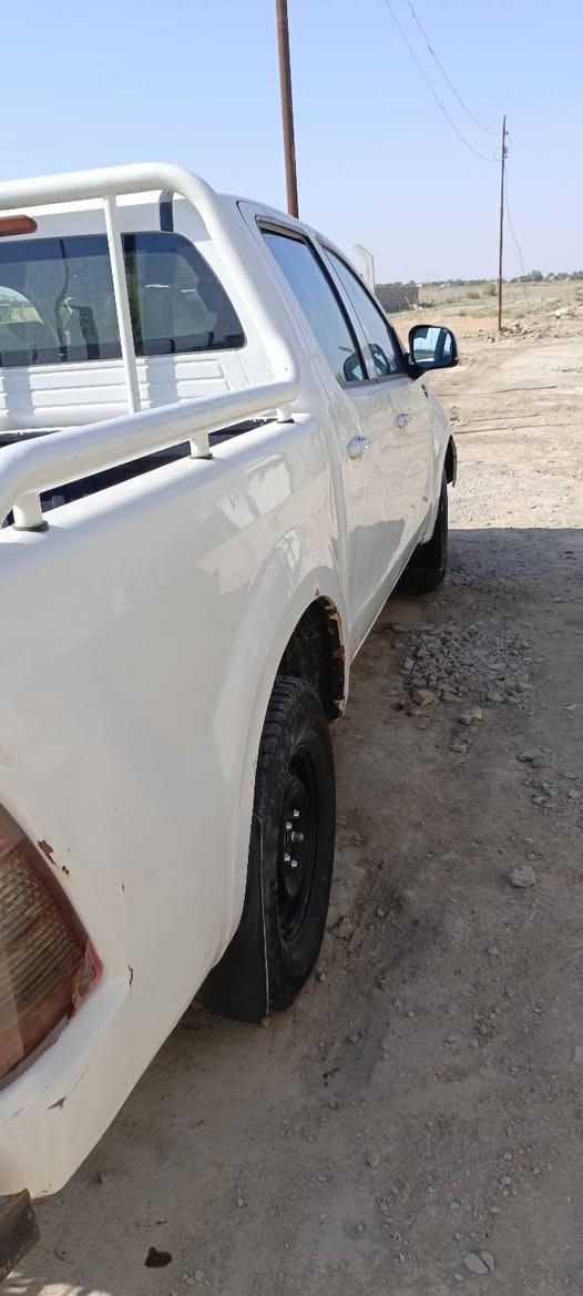 فتون للبيع موديل ٢٠١٧ مكفولة ماعدا بارد قليل بالباب الخلفي ‏السعر ٧٠ وبيهة مجال  مكاني ديوانية  ‪***********‬‏
