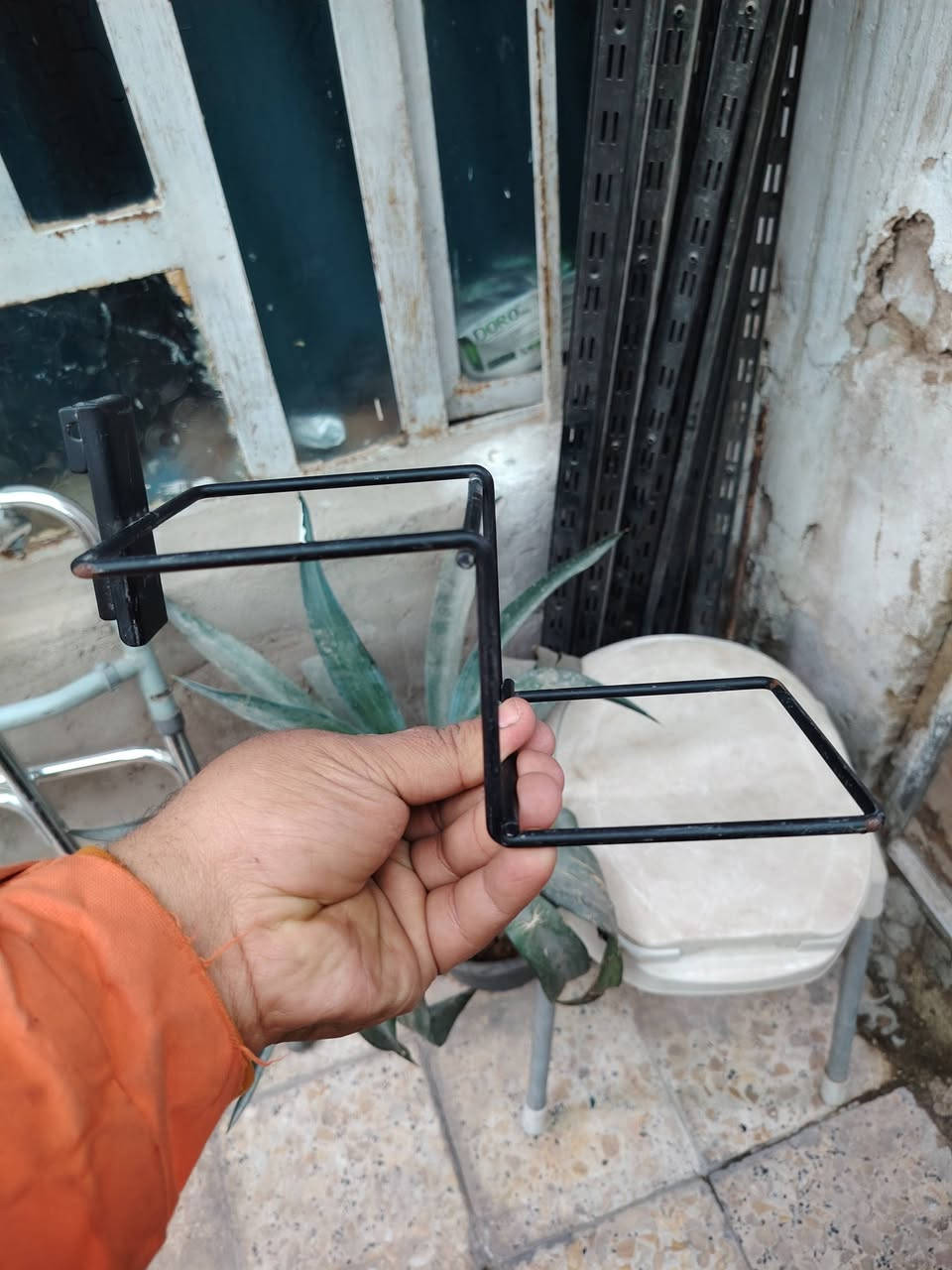 سلام عليكم شباب عندي ستان 230قطعه وعندي رطات22قطعه مكاني بغداد العبيدي رقم ***********
