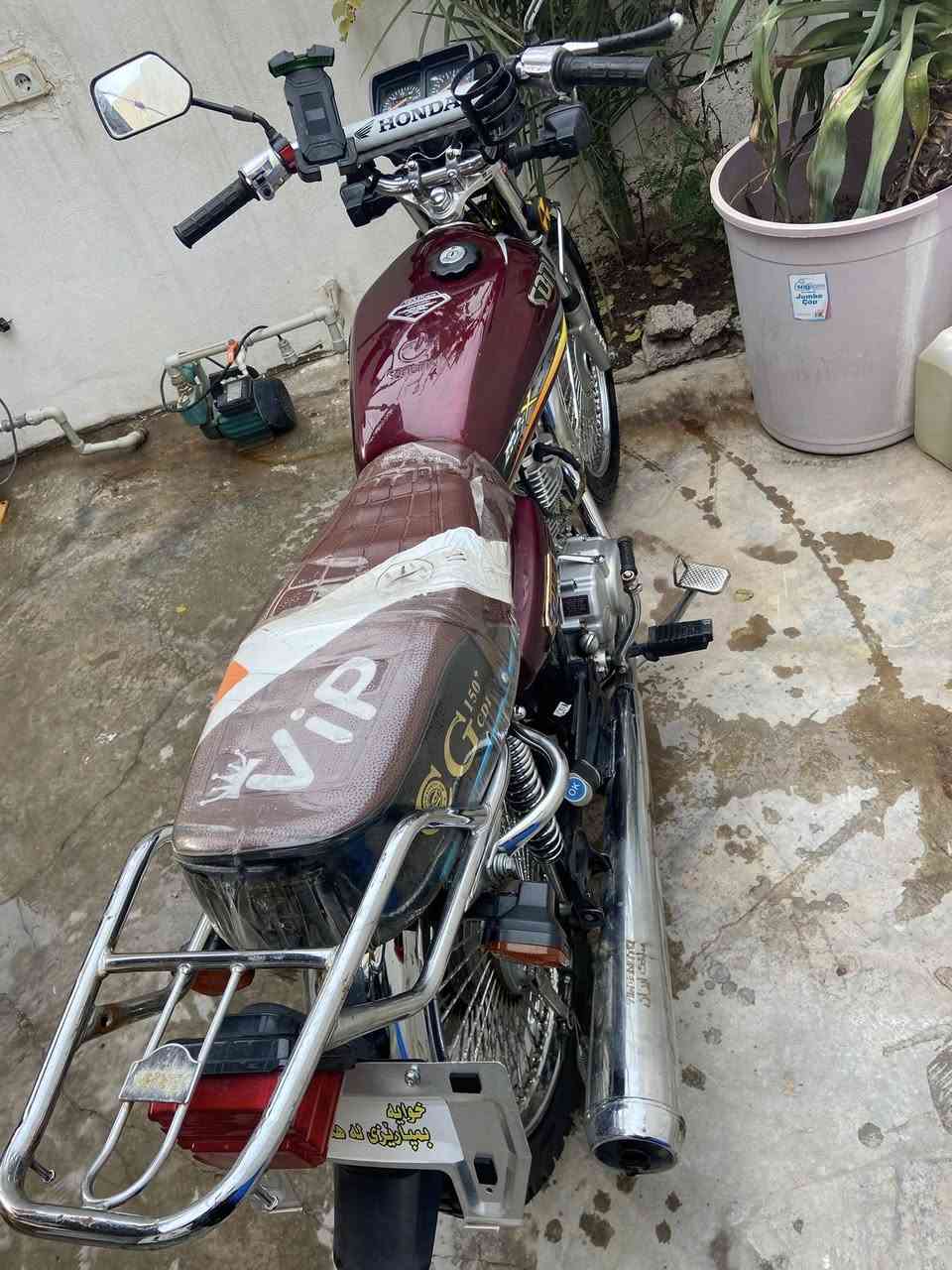 ماتۆڕ تایگەر سۆنلینک مۆدێل 2021
مەکینە کەپس جوتێ تایەی لۆکی لەسەرە و ماڵێکی پاکە و کارەبایەتی گشتی ئیش ئەکات و سەوتی مەکینەی تیا نیەو ڕۆن نایات بەشەرت شوێنم کەرکوک پەنجا عەلیە

سعر 550 و مەعمەلەیە کەمم 

ژ.م ***********
