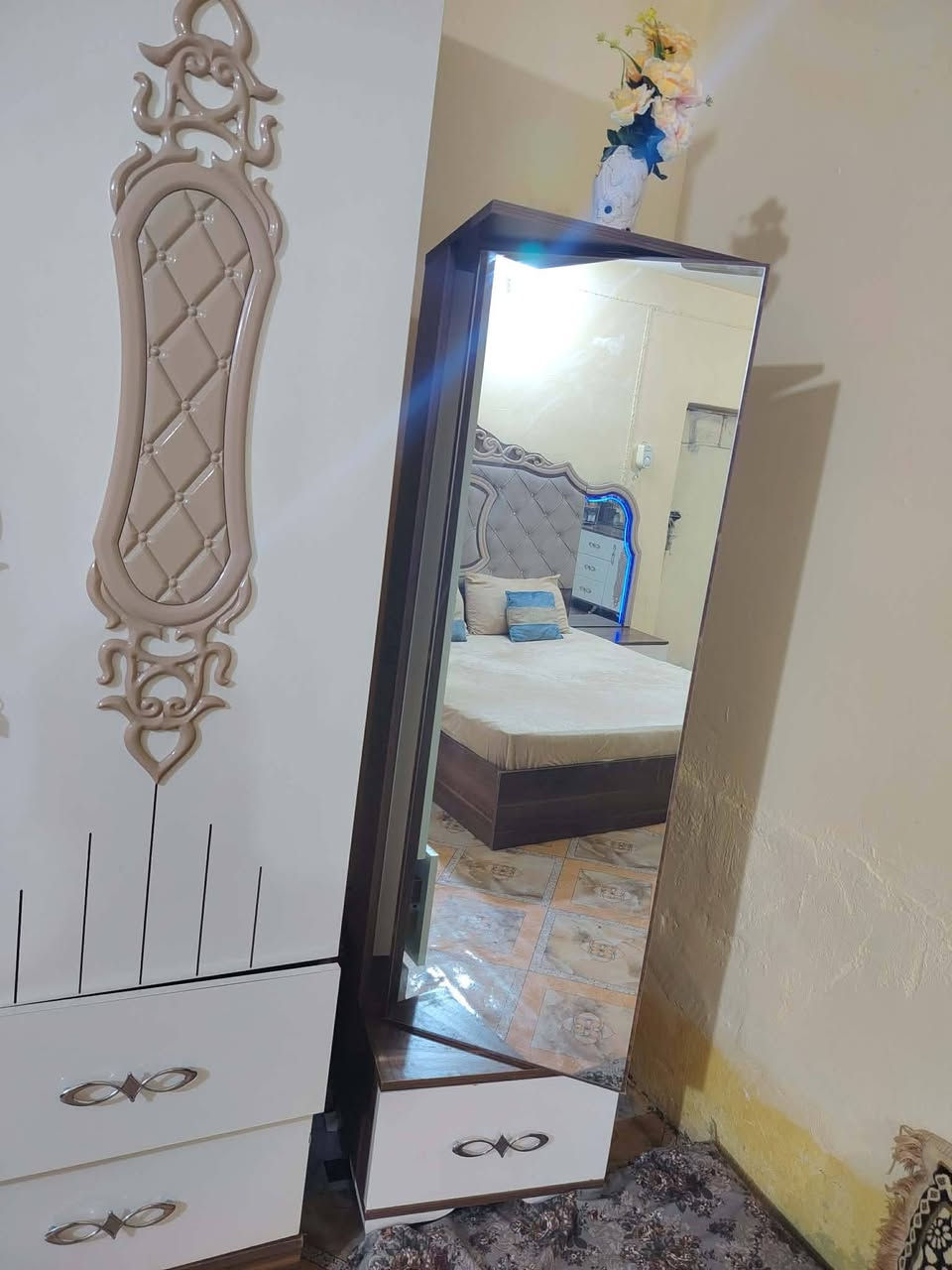 سلام عليكم هاي غرفه بيع مستعجل عدنه مريض استعمل ٣اشهر  فخمه جبيره اخذتها ١٨٠٠  لونها مميز وضد وصخ ولتراب وياها دوشك طبي هديه ومزهريه
💯💯
 سعرها 750الف قفل

مكان رمادي تأميم ركن مدينه🔥


**إذا كنت صاحب هذا الإعلان وتريد حذفه لأي سبب، رجاءا أرسل رسالة إلى الدعم الفني**