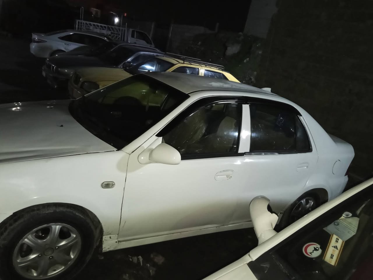 سيكي مديل 2013شكل الجديد رقم نجف بسمي مكينه كير شرط مصبوغه احزام ***********
