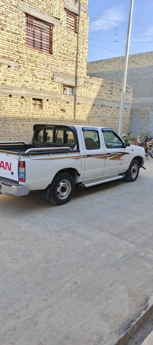 للبيع نيسان محسن ٢٠١٢ رقم  بغداد دولي سنويه لل ٢٧ مشروع وطني  مكفولة من الضربه والمعجون رون اوعداد  جام كهربائى كير مكينه حداديه شاصي تبريد تخم تاير كله على الشرط سنتر لوك ارضيه اوكشن جلد سياره  ما بيها اي نقص اوحلى من الصور  السعر ١٢٥ اوبيها مجال حك الجيه الناصريه الرفاعي *********** واتس
