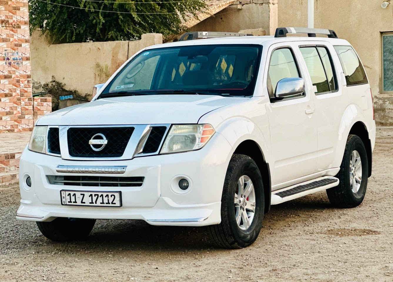 نيسان بافندر موديل 2008 خليجي سعر 100 وبيه مجال قليل 
مكفوله من الضربه والصبغ والتبديل
رقم بغداد مشروع وطني 
محرك 6سلندر البلاد
السياره دخل بيجي كأمره خلفيه دواره جديده وجاهزه من كلشي
تبريد  وتفهه خير من الله حداديه جديده تخم تاير كله جديد
مكان سياره ذي قار سوك الشيوخ *********** ناصرية, ذي قار
