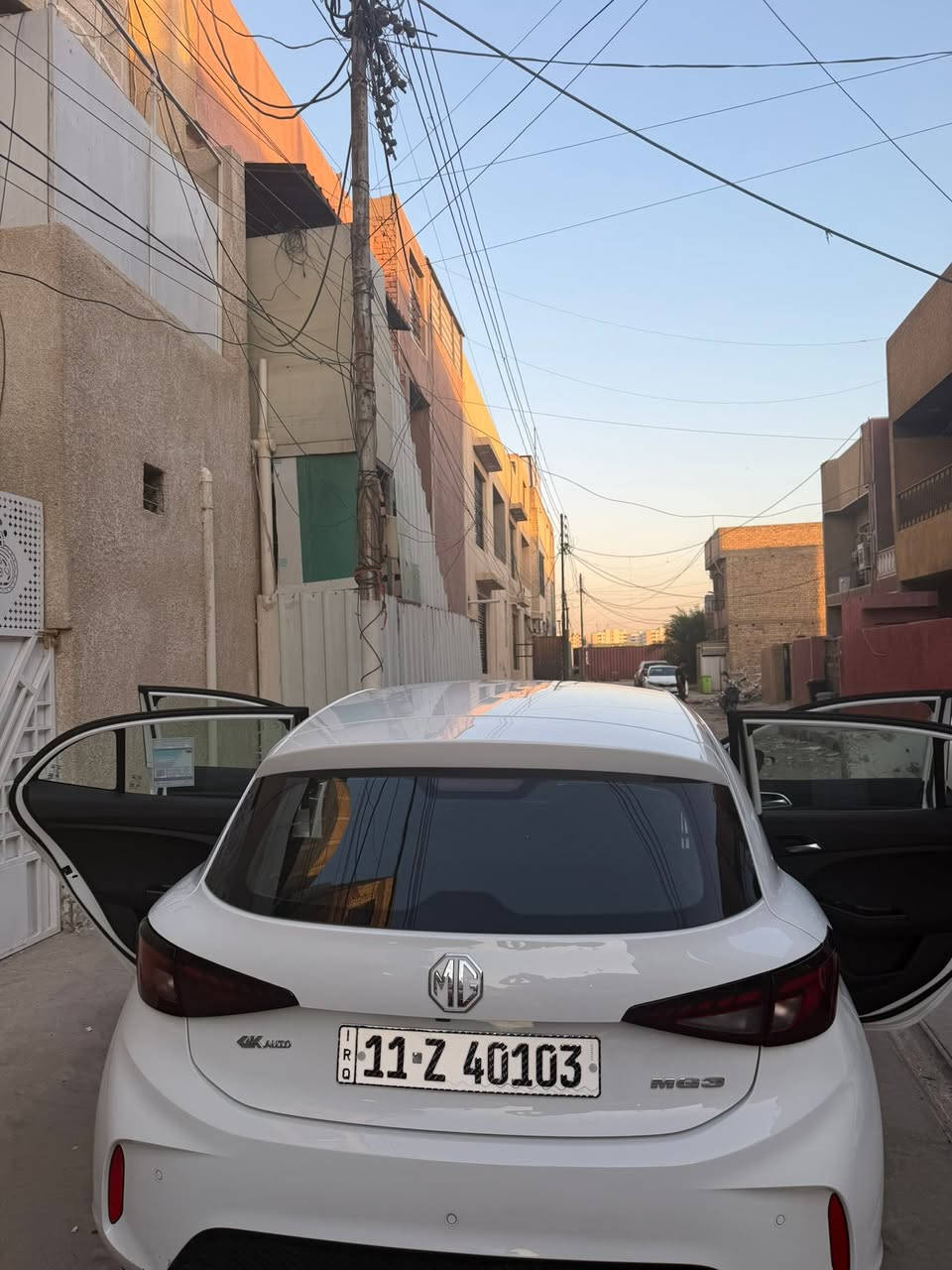 السلام عليكم للبيع mg3 استلام شركه mg الكراده السياره بعدها بال ضمان   ضمانها 6 سنوات وبعدها على دهن الشركه موديل 26 المسافه المقطوعه 3875 زيرو مكفوله كفاله عامه 

السعر 118 وبيها مجال بسيط لل شراي 
العنوان بغداد الشعب 
السياره باسم والدتي تحويل ثاني يوم 
للاستفسار ***********
