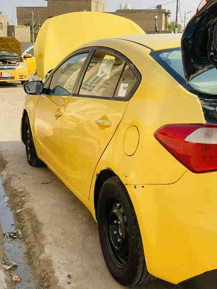 السلام عليكم سيراتو 2016 جاهزه رقم مثنى سنويه جديده سياره بيها تجيه خفيفه مراوس أو بيع سعر ٨٤ وبيه مجال حك جيه مكان سماوه ***********
