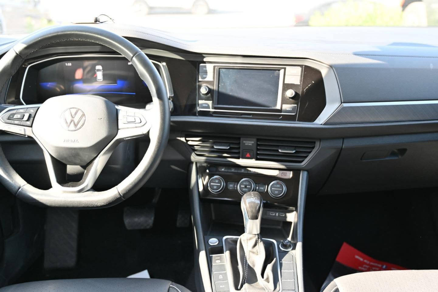 للبيع فقط
VW JETTA SE 2024 
فولكسواكن جيتا SE 2024 

⚙️ محرك 4 سلندر 1.5L توربو 

◽نظام دخول ذكي 
◽كشنات تدفئة
◽نظام تحذير مغادرة المسار 
◽نظام محافظة ع المسار 
◽نظام نقطة عمياء 
◽نظام تنبيه حركة المرور الخلفية 
◽فرملة طوارئ تلقائية 

ماشية 25 ألف فقط ✅

بدون رقم
مكان السيارة أربيل شارع 100

السعر 13.000$ 
رقم الشاصي مُرفق بالمنشور

للإستفسار 
*********** إتصال أو واتساب 

#فولكسواكن #للبيع
