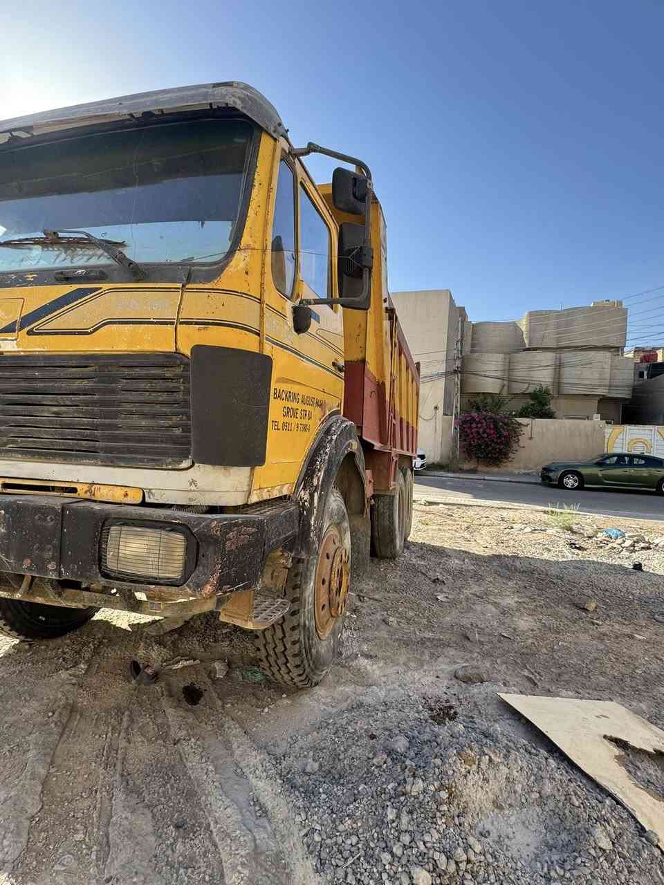 البي مارسدس
مديل 1981
مكينه 10 بستم 
كير 190
جي أف 
بدي سوري مايلر
اكتاف خفيفه
تخم تاير جديد 
شاصي مكفول 
رقم نجف بأسمي 
السعر  300$
***********
