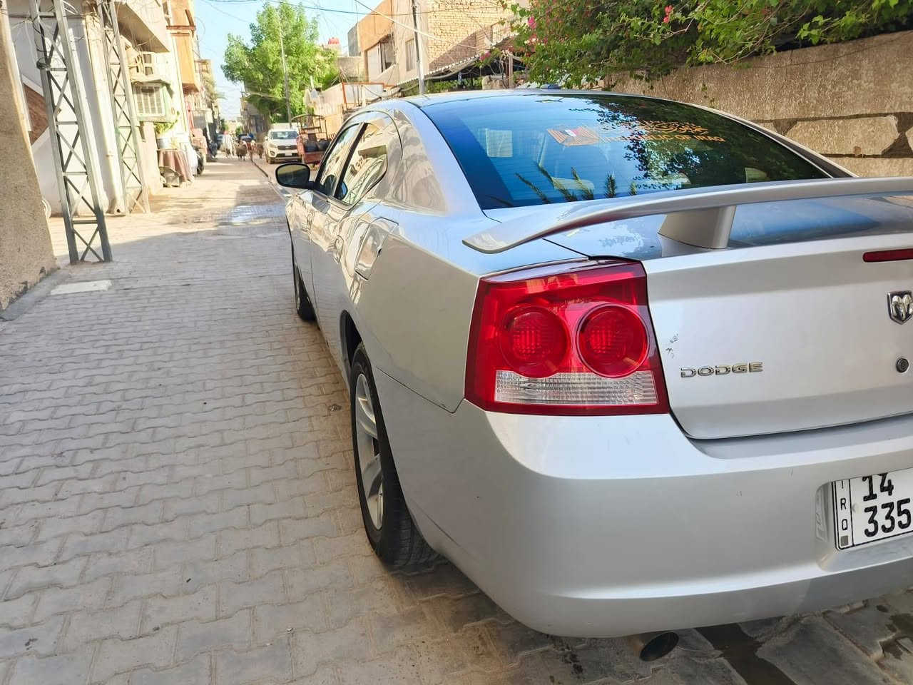 جارجر 2010 وارد امريكي الحادث جاملغ.والباب صبغ قطعتين مع بارد الباقي مقفول محرك 3.5 جديد.تاير.نصف.عمر حداده 70% تبريد ثلج شاشه كاميرا دواخل جلد كشن كهرباء دوسه كهربائيه كهربائيات كلها شغاله رقم بصره دولي 2027 ابو سنويه ببغداد تحويل مباشر بغداد الشعله ***********السعر97 بغداد, العراق
