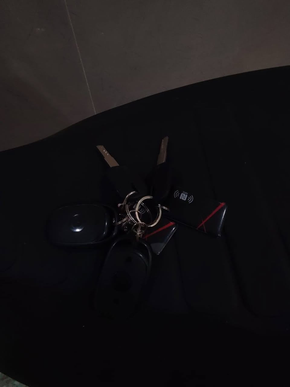 سلام عليكم دراجه سكنس موديل 2025 .
6 بطاريات كبار جدد .شاحنه اصليه .
تشغل بصمة +كرت 2 ..نشرات متغير الألوان 
نظام رجوع لخلف .
نظام 3 سرع .
سرعه 99.
نظام بريك دهن .
السعر 700.
مكاني ابو غريب يم السوك او الكراج .
***********
*********** متوفر واتساب
