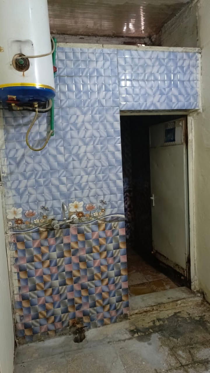 للإيجار بيت مساحته٥٠ متر الحبيبيه الاستكشافات قرب سيطره وليد ***********
