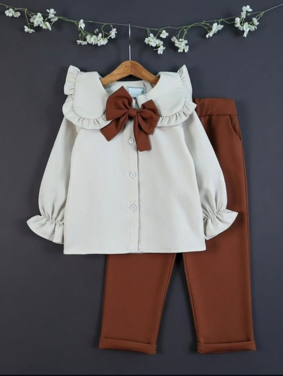 لبيسات العيد 😍
ثوب كريب سكوبا
لبيسا أنيقة وثمن مناسب  توصيل مجاني😍
من عام ل 14


**إذا كنت صاحب هذا الإعلان وتريد حذفه لأي سبب، رجاءا أرسل رسالة إلى الدعم الفني**