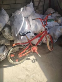 باسكلات للبيع عدد ٤  سعر الواحد ٢٥ الف مابيهن شي كلن جاهزات 0770676984...