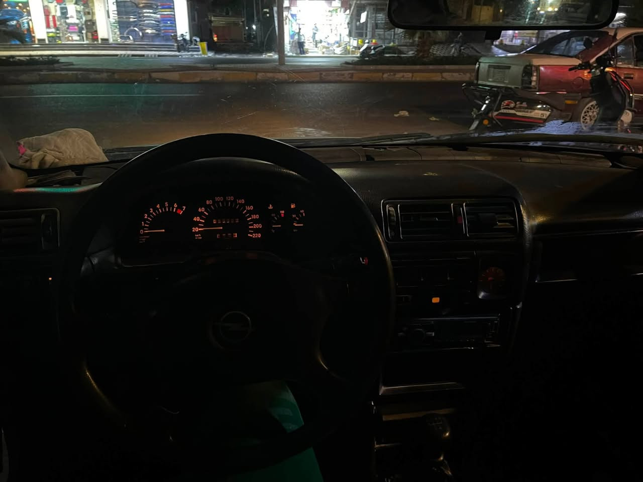 سلام عليكم اوبل فكترا 🚙موديل90رقم نكليزي كير مكينه جدد تخم تايرات كهربايات شغاله سياره حلوه وكاعده كشنات نضاف سعر 15ونص 
عنوان فلوجه 
***********📞تواصل واتساب او اتصال
