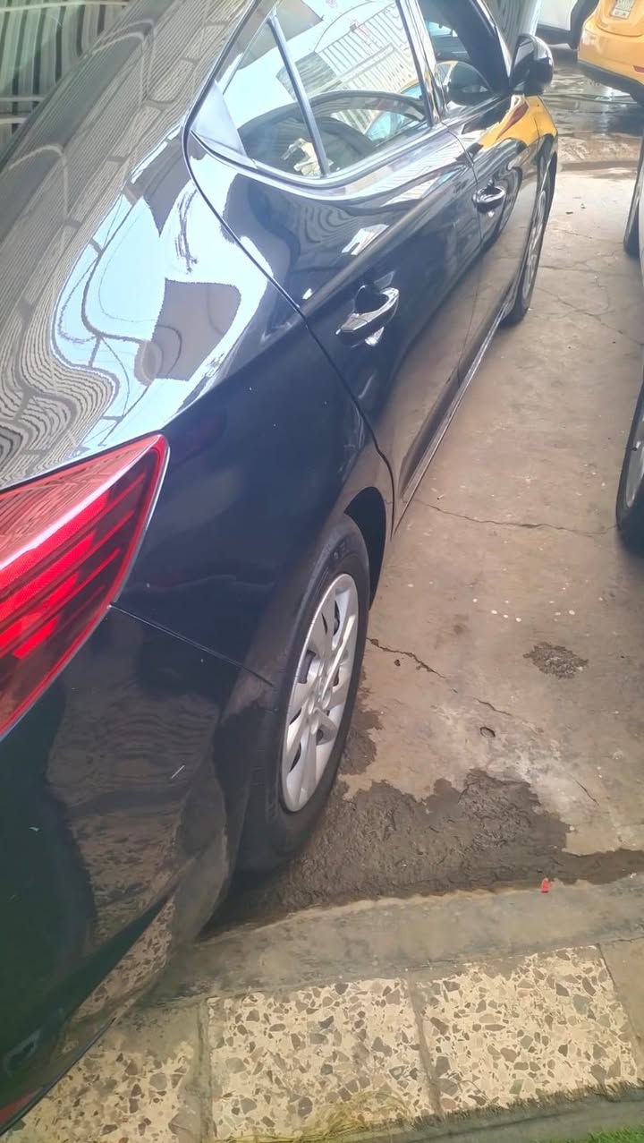 سلام عليكم من رخصة مدير الكروب النترا موديل 2019 نص فول السياره امريكي ضررها ب خشم الجاملغ الايسر  بدون داخل او ايرباك السياره خير من الله شوف العين السعر 132 وبيها مجال  مكانها ديالى الخالص  اتصل ع رقم وما اقصر وياك *********** مسلم ابو علي علمآ السياره بسمي السنويه جديده
