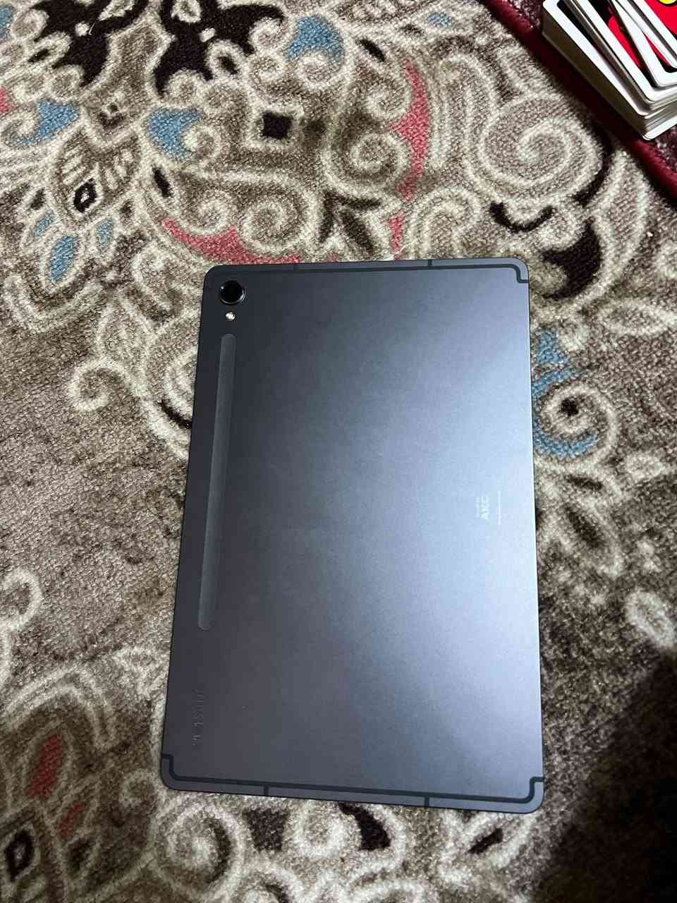 السلام عليكم
تاب s9 عادي مو بلاص مستعمل نضيف بنسبه 97/100
اي ملحقات ما وياه فقط التاب 

فلاكشب معالجه سناب دراجون معروف 
شاشه من الاجمل 
صوت نقي وعالي 4 سماعات 
120 فريم اي لعبه ببالك مع دعم جيروسكوب 
ذاكره 128 يدعم شريحه سيم كارت 

السعر قفل 500 الف 
الرقم ***********
العنوان بغداد مدينه الصدر
