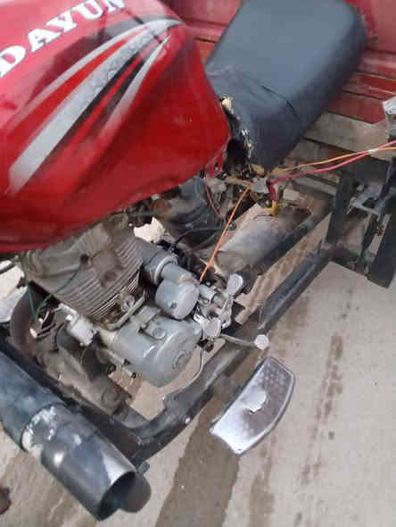 السلام عليكم ستوته للبيع ما بيها اوراق نظيفه كربايات اشتغلن سعر 650 بيها مجال مكانهي عبيدي شهداء ثالثه مراسله خاص رقم ***********
