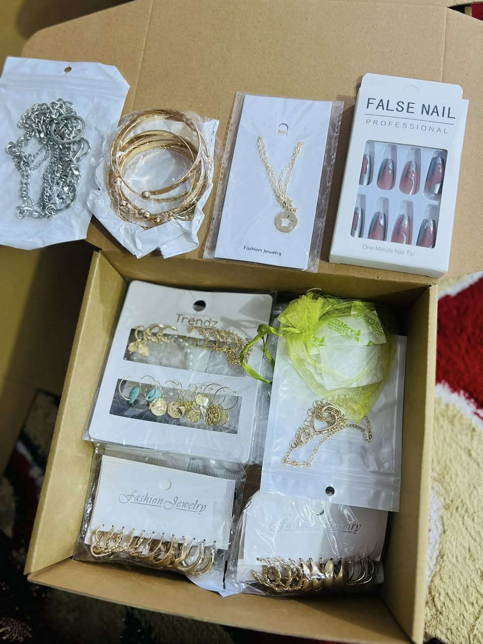 بوكسين اكسسوارات شي ان 
كل بوكس يعد 40 كارت 
سعرهم ثنينهم ب25 شامل التوصيل


**إذا كنت صاحب هذا الإعلان وتريد حذفه لأي سبب، رجاءا أرسل رسالة إلى الدعم الفني**