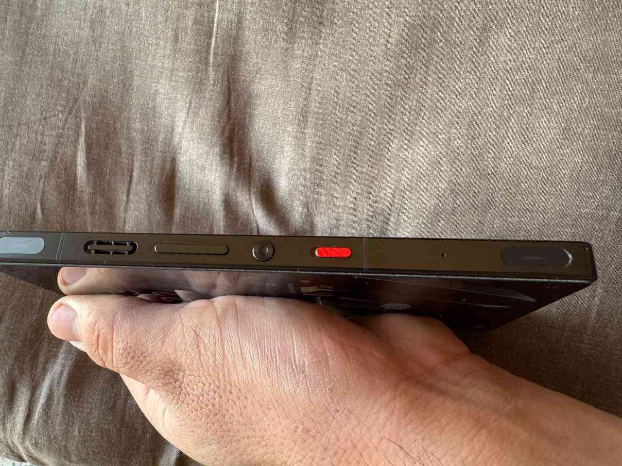 السلام عليكم
ريد ماجك 10 اس برو  

جهاز نضافه مليون بعده بضمانه استخدام4اشهر فقط

 ملحقات كامله كارتونه وشاحنه ويا كفر الشركه ومضتريله واحد هم ذاكره256 رام12+12 يعني24 جهاز يخبل بعده جديد سعره800 بعده فتره الضمان مكاني بغداد الحسينيه ***********
