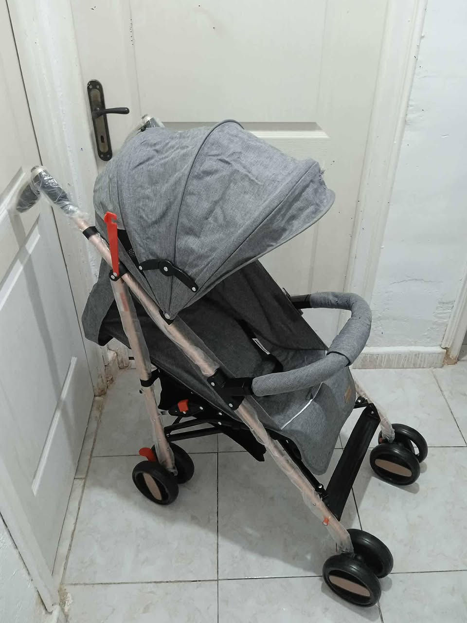 متوفر 4 بوسات جدد غير مستعملين


**إذا كنت صاحب هذا الإعلان وتريد حذفه لأي سبب، رجاءا أرسل رسالة إلى الدعم الفني**