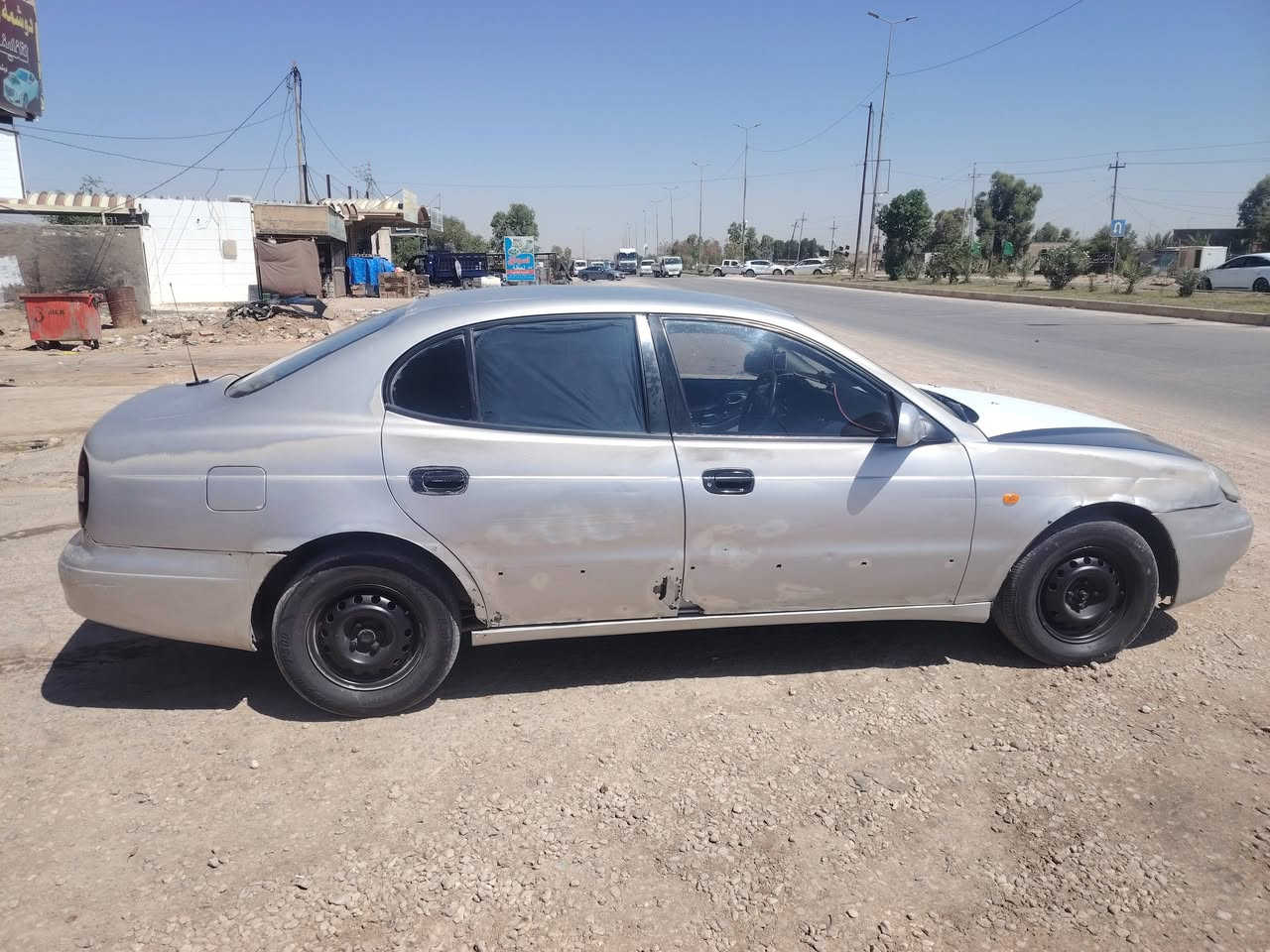 سلام عليكم سياره دايو دگنزه للبيع موديل 2001 سياره جاهزه مكينه وكير كفاله حداديه جديده اي نقص مابيها تبريد شغال فقط خياسات بسيطه سعر .30 وبيها مجال لشراي .
رقم ***********
