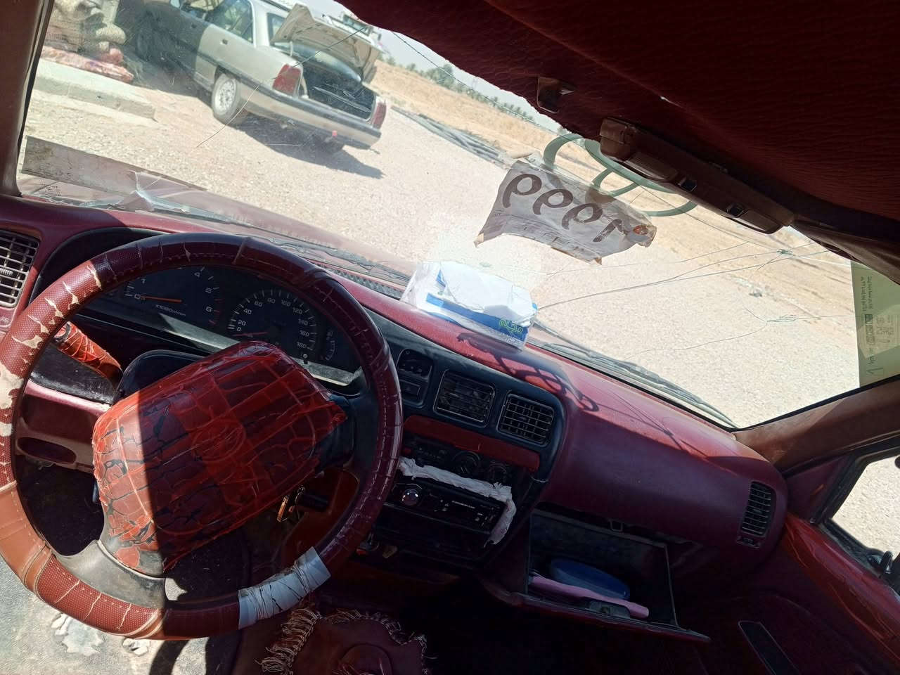 سلام عليكم سياره للبيع بيكم جيل اكس موديل 99 سياره صبق عام اثر جراد بدون حادث كير محرك اكسن كلو شرط سعر 75 وبيه مجال +مراوس بكيه حسب القناعه ونطي فرق ***********

