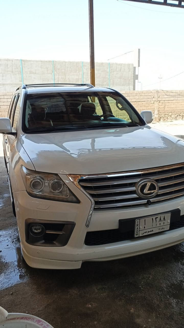 للبيع لكزس 570جاهزه رقم بغداد مميز فول مواصفات بريميه وتحويل اهنابالبصره راعيها كيرمحرك شرط بيها صبغ جاملغ ونص البنيدفقط جوبلس شغال تبريدثلج بيع اومراوس بتاهو اولاندكروز حديث***********مكان البصره
