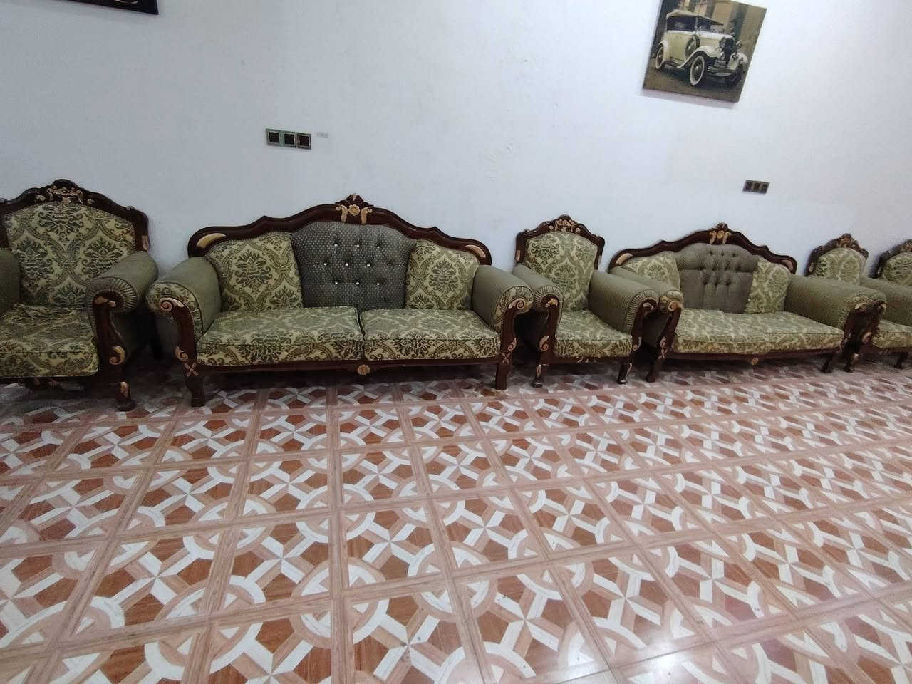 للبيع غراض كوفي بنواعهاا وبليارد ونراكيل وطاوليات دومنه وبراد وقنفات وبلازمه ونت وكامرات جميع نواع الكوفيات كلمن وسعره مكاني ميسان العماره اتصل وتدلل ***********
