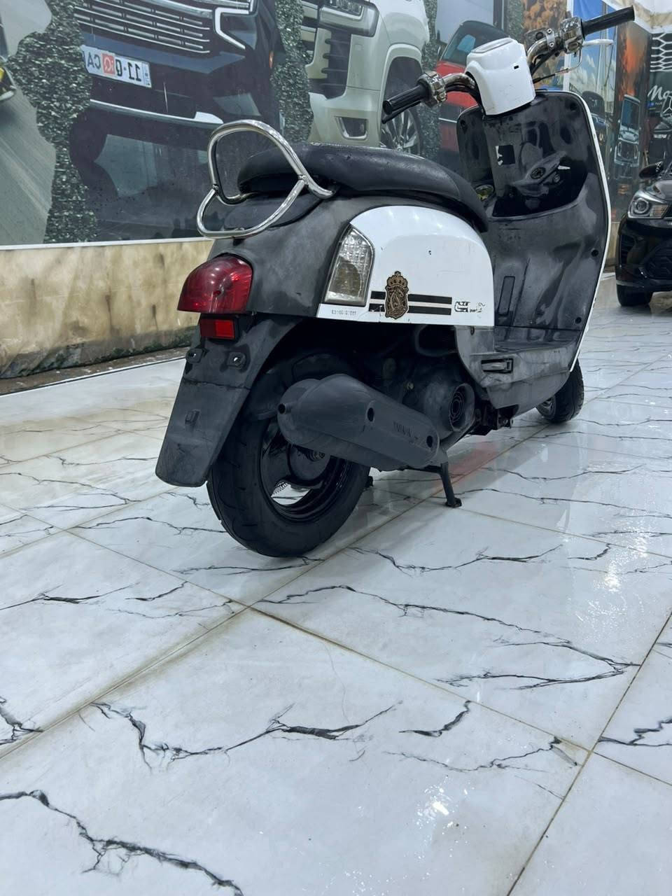 سلام عليكم ماكس بوليسي للبيع دراجا جهاز سلف هندر كهربيته كلا شغال كفرتها اصلي ختم واحد برغي مامفتوح بيها كفاله مكاني ناصريه حي سومر سعر ٨٥٠ قفل رجان مو شراي لايراسل ***********
