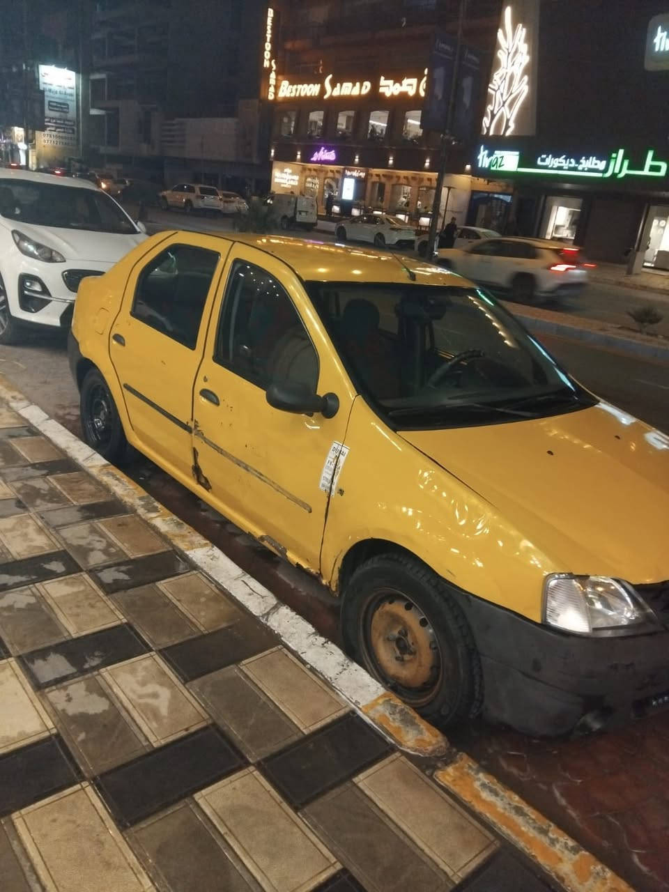 السلام عليكم سياره رينو لوكان موديل 2010 للبيع كير محرك مكفول السعر 35 بيها مجال اشويه ***********
