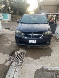 للبيع او مراوس دوج كرفان موديل ٢٠١٣ بغداد ٧راكب مصبوغة عام من المنشأ ح...