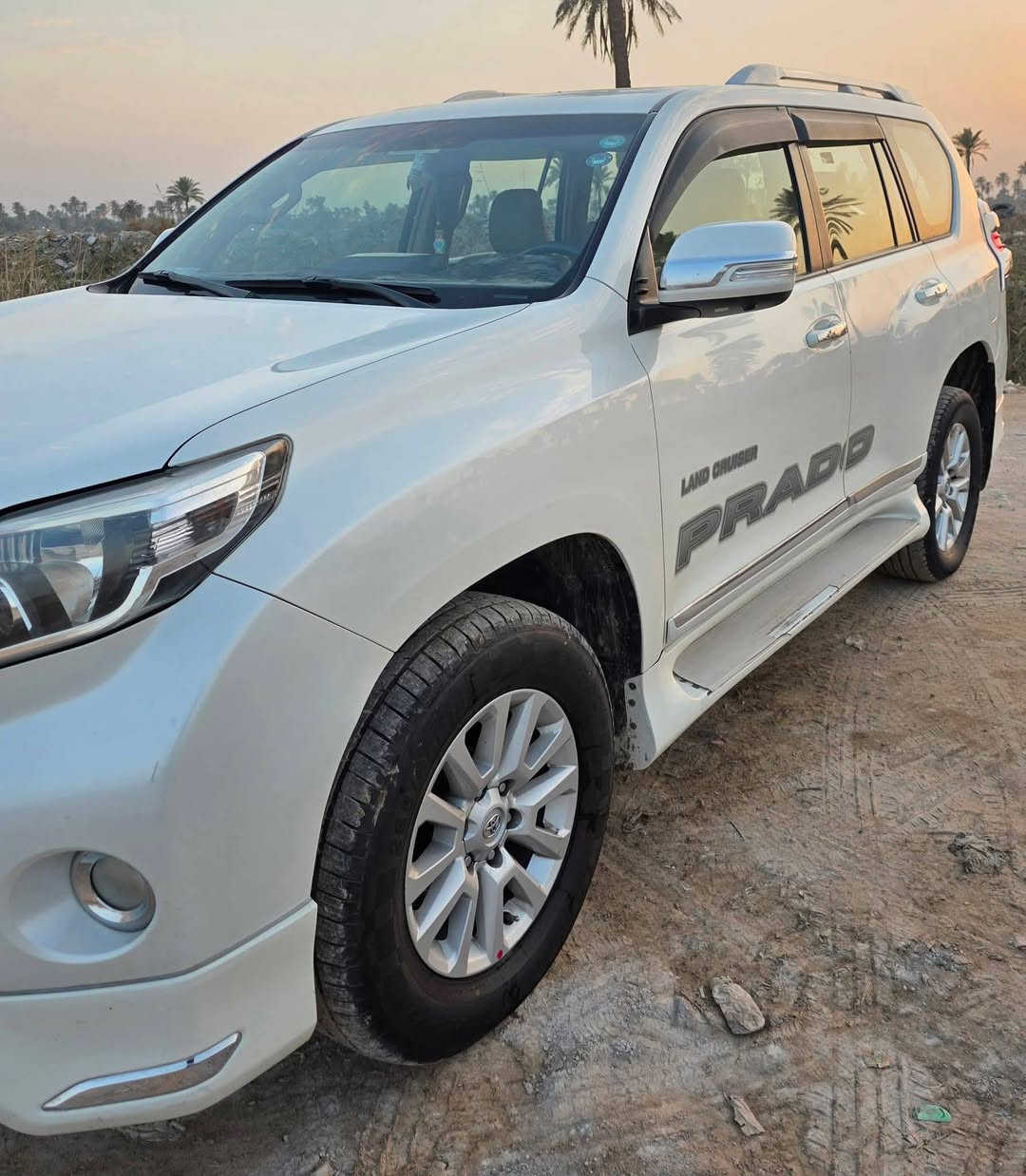 السلام عليكم 
برادو 2016 
مكفوله كير محرك وصبغ فقط بارد صغير جدا 
٦ سلندر 
فول vxl 
دبل تانكي 
٤ كامرات 
ثلاجه 
بصمة ابواب 
كشنات كهرباء وجلد 
تبريد ٣ قطع 
ماشيه ١٦٥
السعر ٣٤٨ 
للأستفسار الاتصال ***********
