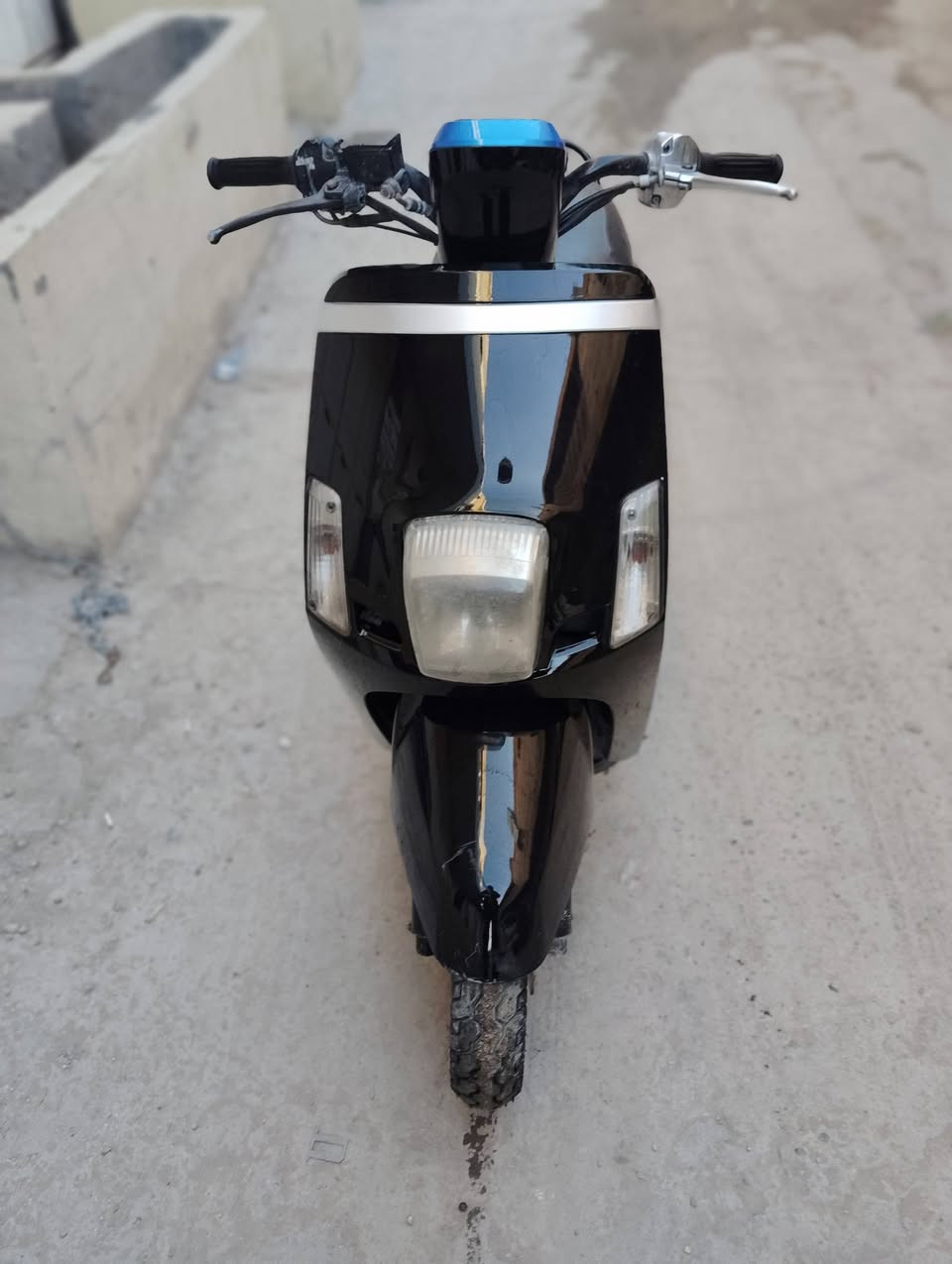 السلام عليكم بوليس مسطره موديل 14مكفوله كفاله عامه العنوان بابل القاسم السعر 850 وبيه مجال بسيط ***********
