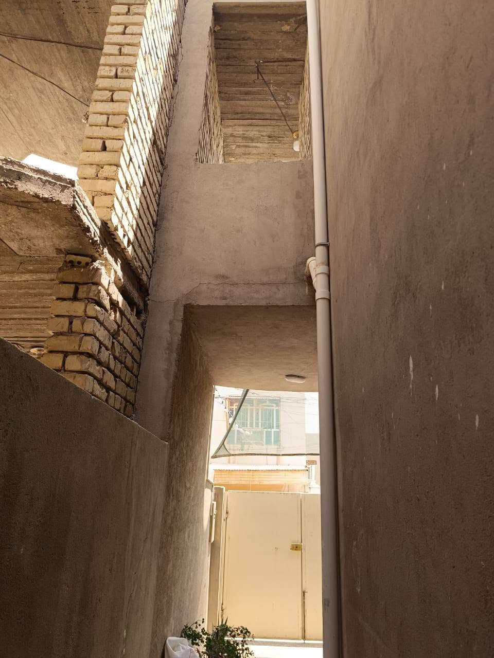 اسلام عليكم 
منزل للبيع  طابو صرف مساحه 100م  واجهة 5 و نزال 20
موقع الزعفرانية.. شارع المعهد.. داخل و قرب فرع مطعم اتويتي
منطقه الشيشان.
للستفسار  وتساب او خاص 
***********
