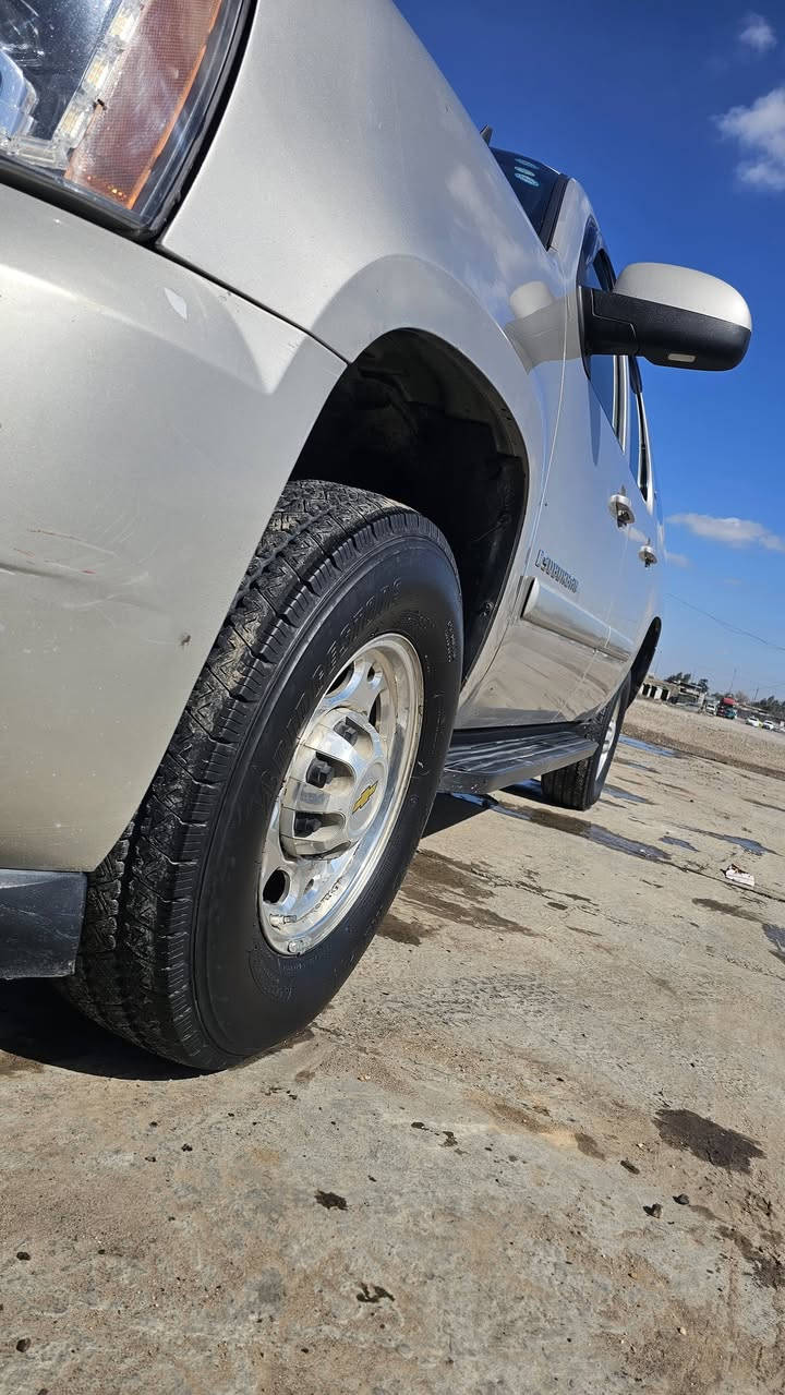 ٢٠٠٧ شمالي اصولي مكفول اجره سنويه ٢٠٣٠ كير محرك اكسل تايرات برجستون حداديه كله جديد مصفره هيئه وغرامات بيها مكتب اربيل السعر ٢١٠ مكان السياره سامراء  اتصل وتدلل ***********
