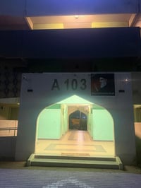 شقه للبيع مساحه 140 م طابق ثالث مؤثث مدفوع الثمن بسمي تحويل ثاني يوم 0...