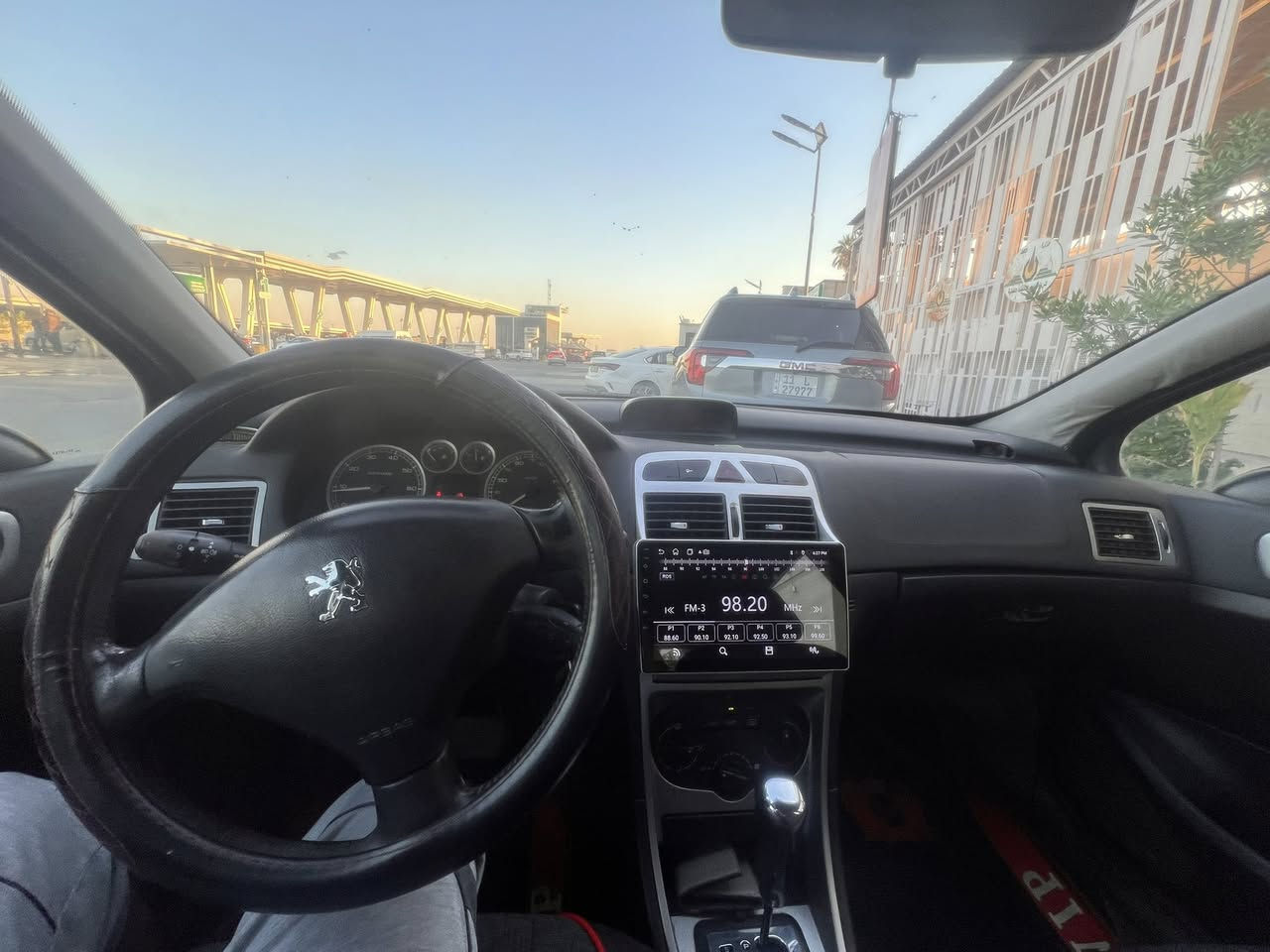بيجو 307
محرك جديد طك كارتون
كير وارد جديد
تبريد فريز جديد
تخم تاير
منظومة غازز
(فقط الصبغ جارد)
السعر : 38 ورقة
***********
