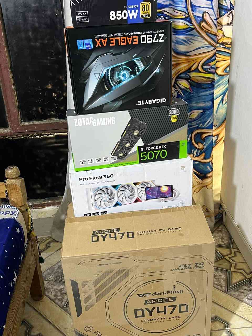 سلام عليكم فقط الكيس بعده بل وصل مال ضمان عارضه ٣ ملاين ونص ***********بي وتساب

CPU: Intel Core i5-14600K
Motherboard: Gigabyte Z790 Eagle AX WiFi
RAM: Corsair Vengeance RGB 32GB DDR5 6000MHz
GPU: Zotac RTX 5070 Solid 12GB
Storage: 2 × WD Green NVMe Gen4 500GB ( 1TB)
PSU: Thermalright 850W Gold
Cooler: Pro Flow 360 (  360mm)
Case: DarkFlash DY470
