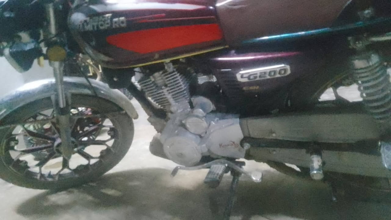 السلام عليكم ورحمة الله اخوان موطور نامه تو برو Nameh To Bro 2024 شرط ما مفتوح للبيع منفيس موجود سعر 800بي مجال للطيبين 
ه‍ـ *********** 
محمد الهيبي
