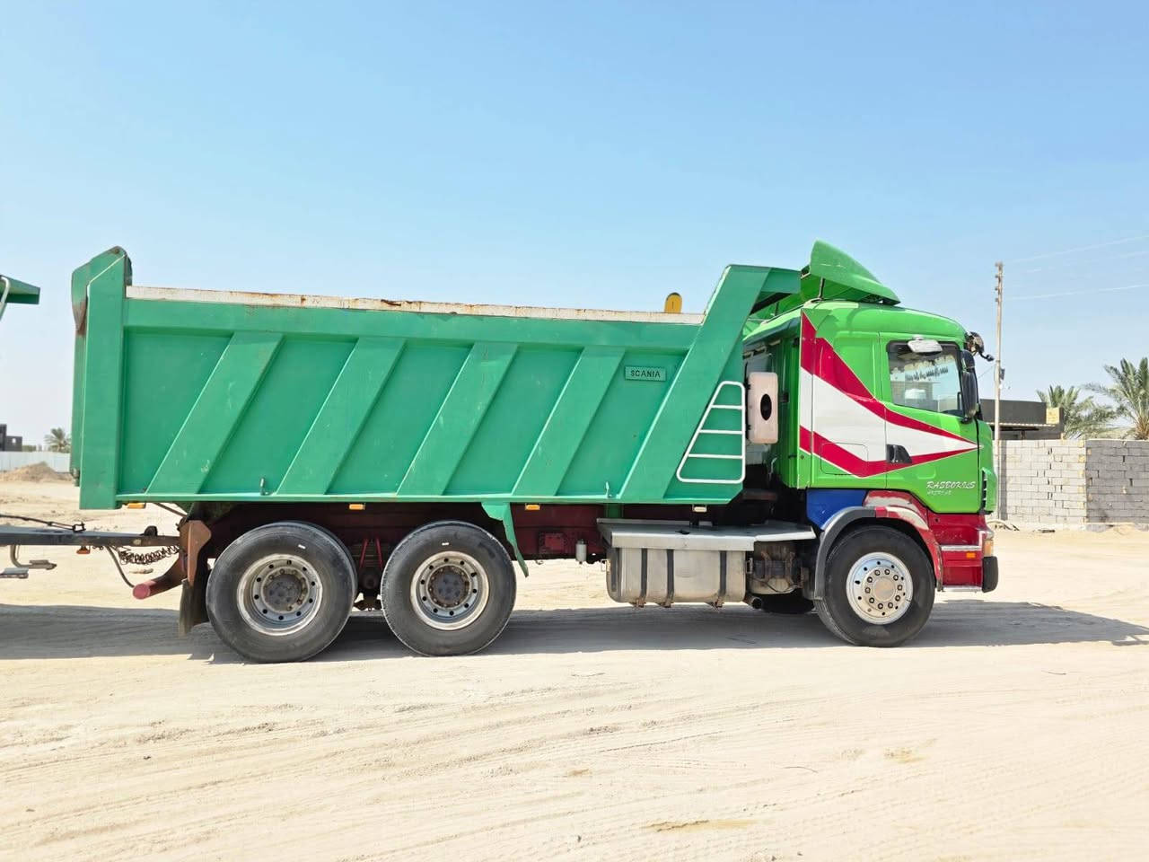 سلام عليكم سكانيه البيع مكينه ثمانيه 580 مجموعه ورد خفيفه رقم بغداد بسمي لماني ***********
