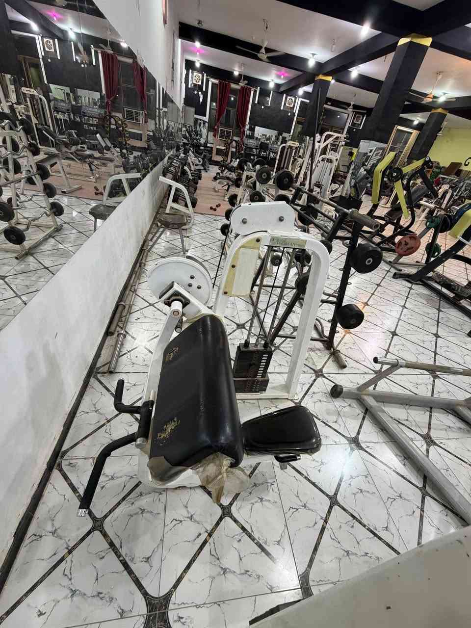 سلام عليكم
قاعة امريكيا متكاملة للبيع ما اتواجد فيس اليريد يتواصل واتس ‭***********‬

