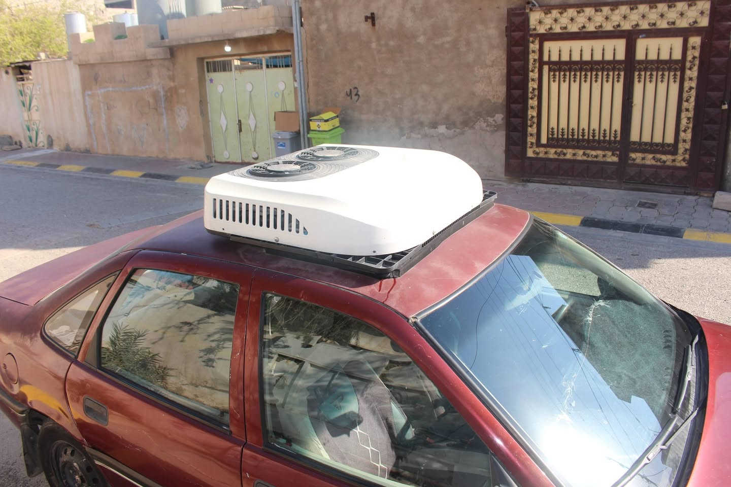 سلام عليكم اخوان
اوبل فكترا لبيع
موديل ١٩٩٠ سياره بدون اي ضربه او حادث
رقم اربيل دولي سنويه لحد ٢٠٣٠ بيه بطاقه بنزين
سياري باسمي احول لك ثاني يوم
محرك ١٦ قايش عريض بحاله جيده
باور... قفل مركزي.. طايرات جديد... كهربائية كلها شغال... كير عادي.. تبريد عل سقف ثلج يشتغل عل دينمو السيارة بدون اي مشكله و معدل.
سعر ٤٣
***********
