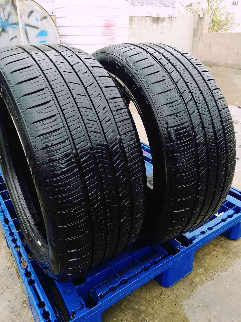 زوج تاير نكسن كوري اصلي
قياس 235/50/17
كولش نظاف مثل ماموضح بالصورة 
الي يفيده يراسلني عل خاص 
مكان : دهوك
عندي توصيل


**إذا كنت صاحب هذا الإعلان وتريد حذفه لأي سبب، رجاءا أرسل رسالة إلى الدعم الفني**