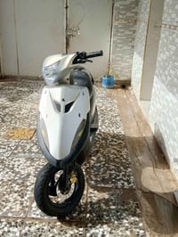 ماكس للبيع محركه 49 بلادي ما مفتوح وناعمه نكرت سلف سعر خاص 07858627836