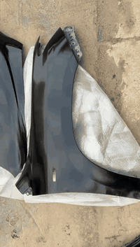 السلام عليكم ورحمة الله وبركاته 
بنيد و جامرلغات امامية و جامرلغات خلفية و جنطة مال لكزس ٢٠١٤ كلش نضيفات بدون اي صبغ و بدون شخط كلهن كفالة عامة  
اويالة ٢٠
 مكان:ديالى
للأستفسار اكثر الاتصال على الرقم
الرقم:***********
