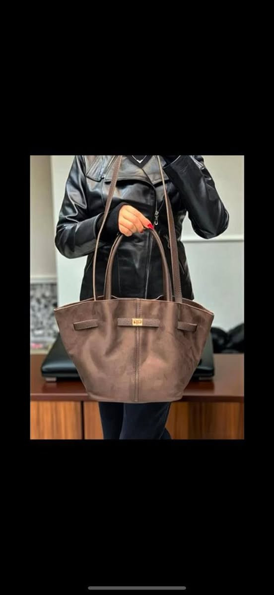 بيع كافه انواع الجنط النسائيه ومفرد متوفره توصيل رقم الهاتف ***********
