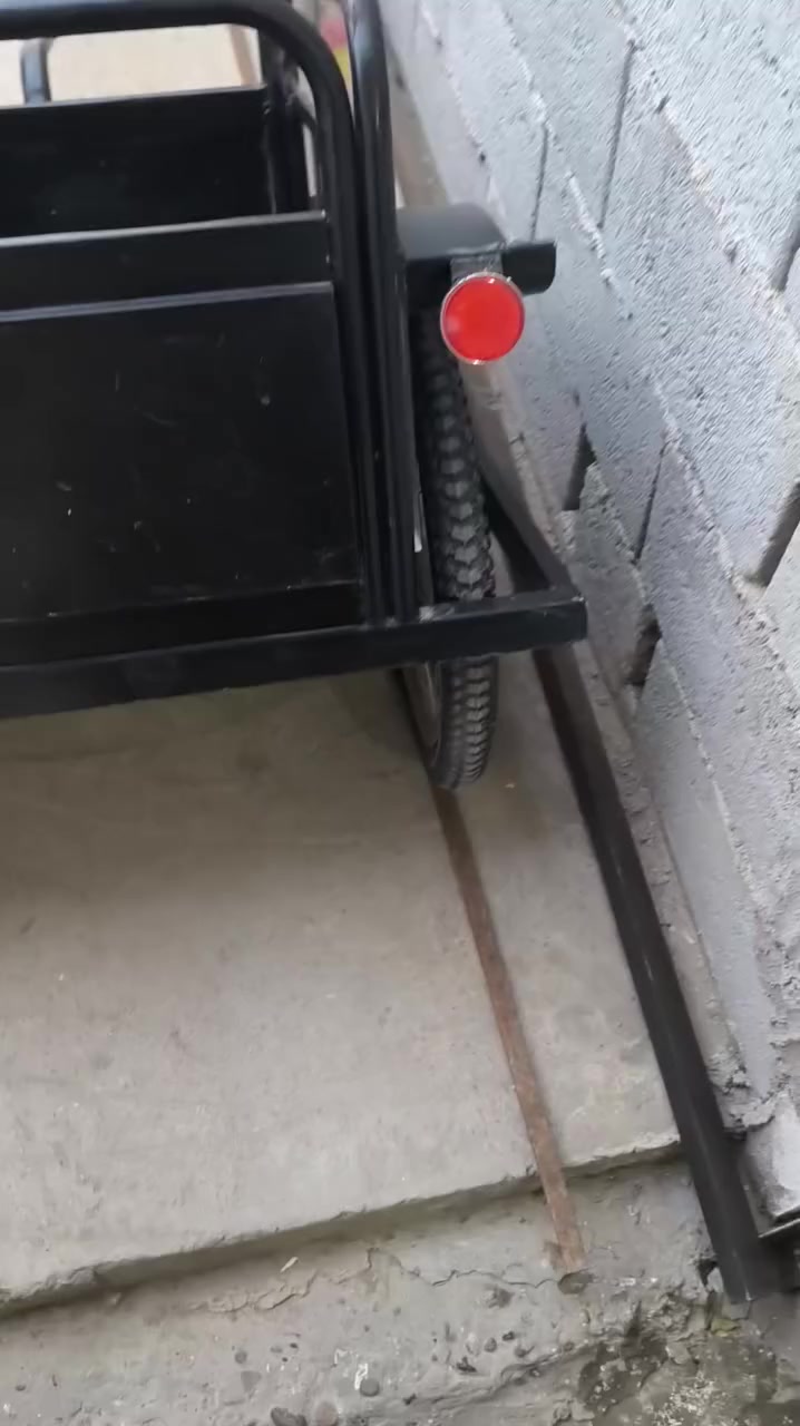 عربانه حمل تنشد على الدراجه وتنشد على البايسكل نظيفه جدا 
سعره 120 الف مكاني بغداد الزعفرانيه دور المعلمين اي استفسار ماسنجر واني بل خدمه


**إذا كنت صاحب هذا الإعلان وتريد حذفه لأي سبب، رجاءا أرسل رسالة إلى الدعم الفني**