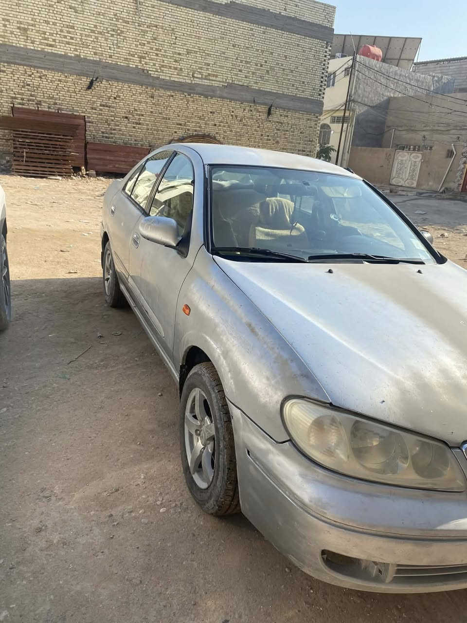 السلام عليكم للبيع نيسان سني موديل 2004 ياباني اربع جام كهربائي گير اوتوماتيك محرك قبق اسود المكان النجف الاشرف السعر 60 رقم الهاتف ***********
