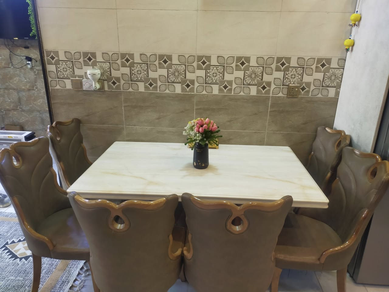 ميز للبيع 165*90سم
*********** السعر750الف
