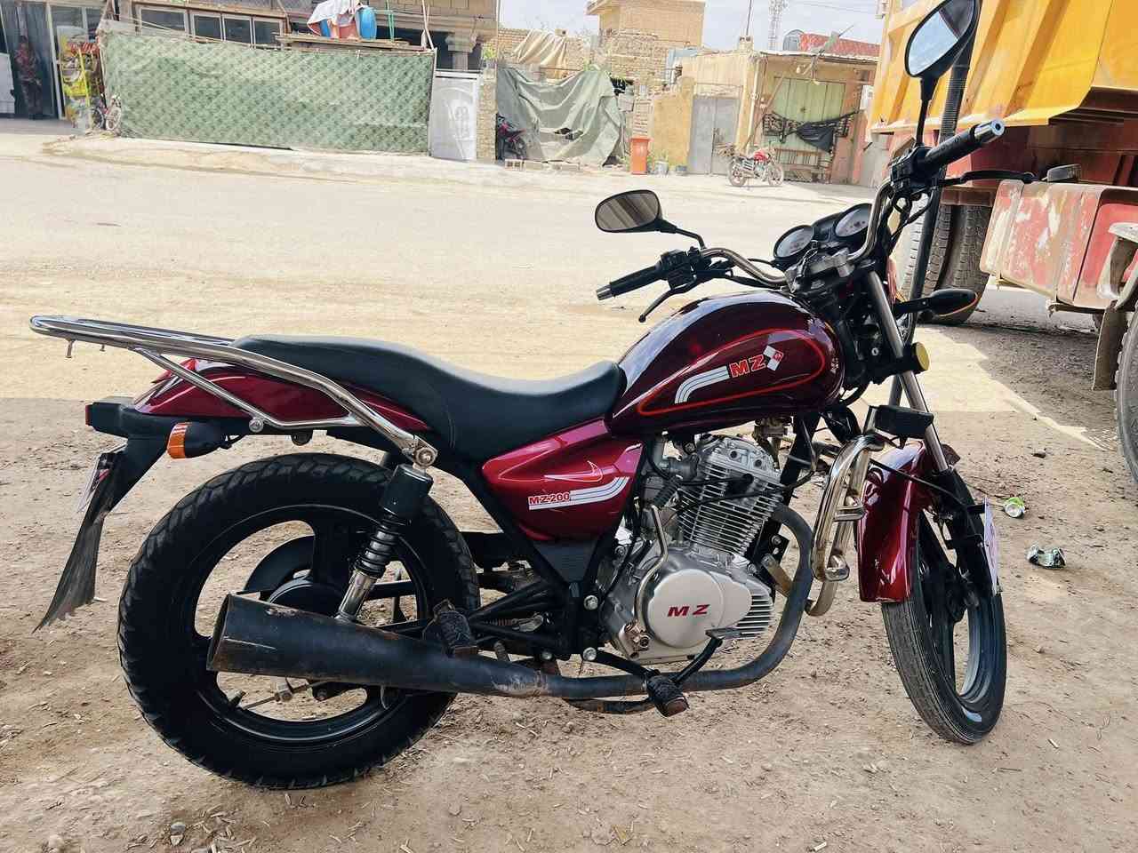 السلام عليكم للبيع موطور2023 MZموطور مكفول كفاله عامه اسبانه ماحاط عليه السعر مليون 250وبي مجال شي قليل رقم ***********
