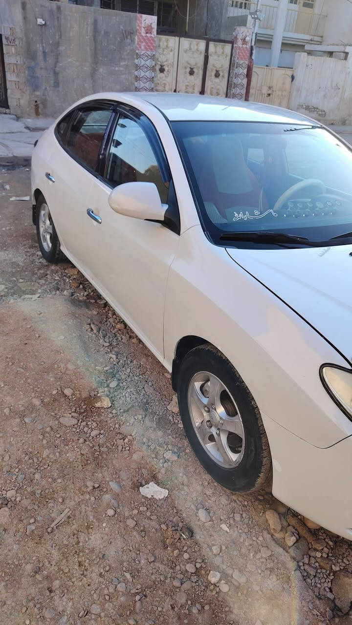 السلام عليكم
النترا 2010
خليجي ..
كيرتوماتيك .. 
3 قطع صبغ بدون داخل ..
سونار بل صوره 
مكان السياره ديالى بعقوبة 
سنويه جديده 2029 .. 
دكشن عالي .. 
سعر وبيها مجال 112$..  
رقم الهاتف ***********
